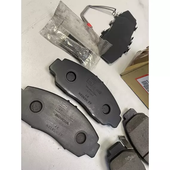 Колодки тормозные Honda 45022TR0E02