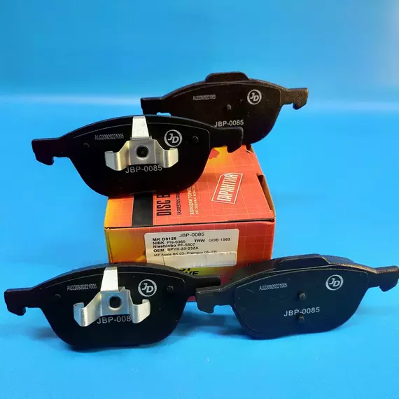 Тормозные колодки передние Ford Focus; Kuga; C-Max; Mazda 3; Volvo C30; S40; транзит, куга, фокус, мазда 3