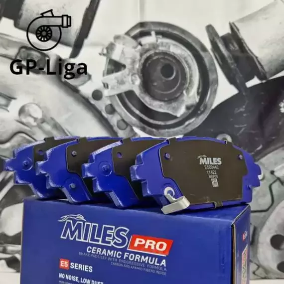 Колодки передние КЕРАМИКА для MAZDA 3 2013-2019 BM BN - MILES E500442 / Мазда 3
