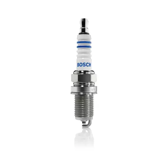 Свеча зажигания Bosch 0242240593