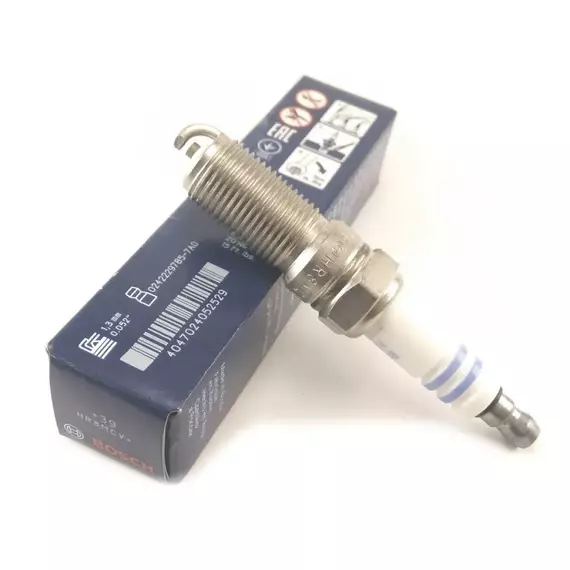 Bosch Свеча зажигания 0 242 229 785 FORD Focus/II 1.4/1.6 10/98-gt;/Focus C-Max 1.6/Ti 10/03-3/07/Fusion 1.25/1.4/1.6 8/02-gt;/Fiesta IV/V