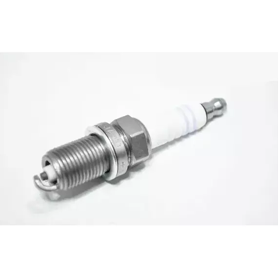 Свеча зажигания SMS851387 Chery для Chery Tiggo, Toyota Camry, Land Cruiser, Rav 4 / Чери для Чери Тигго, Тойота Камри, Ланд Крузер, Рав 4