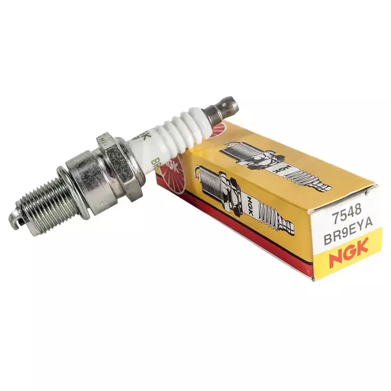 Свеча зажигания, 1 шт. NGK BR9EYA (7548) - / JAGUAR XJ (86-90) / МОТО PIAGGIO NRG 50 / YAMAHA TZR 50