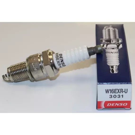 Свеча зажигания, 1 шт. DENSO W16EXR-U (3031) - TOYOTA Land Cruiser, Land Cruiser Prado 2.4/4.0L (84-06), Hilux (83-05), Hiace / LAND ROVER Range Rover (70-02), Defender (90-16) / NISSAN Navara (86-08) / SUZUKI Swift / MAZDA 323